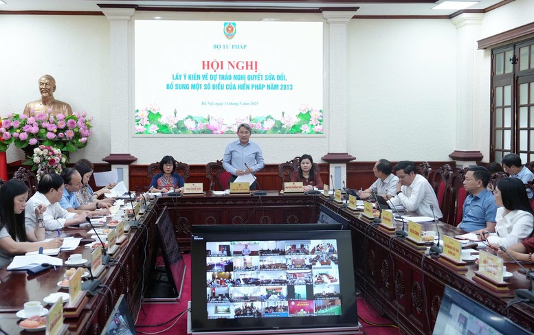 Bộ Tư pháp lấy ý kiến về dự thảo Nghị quyết sửa đổi, bổ sung một số điều của Hiến pháp năm 2013 - ảnh 1