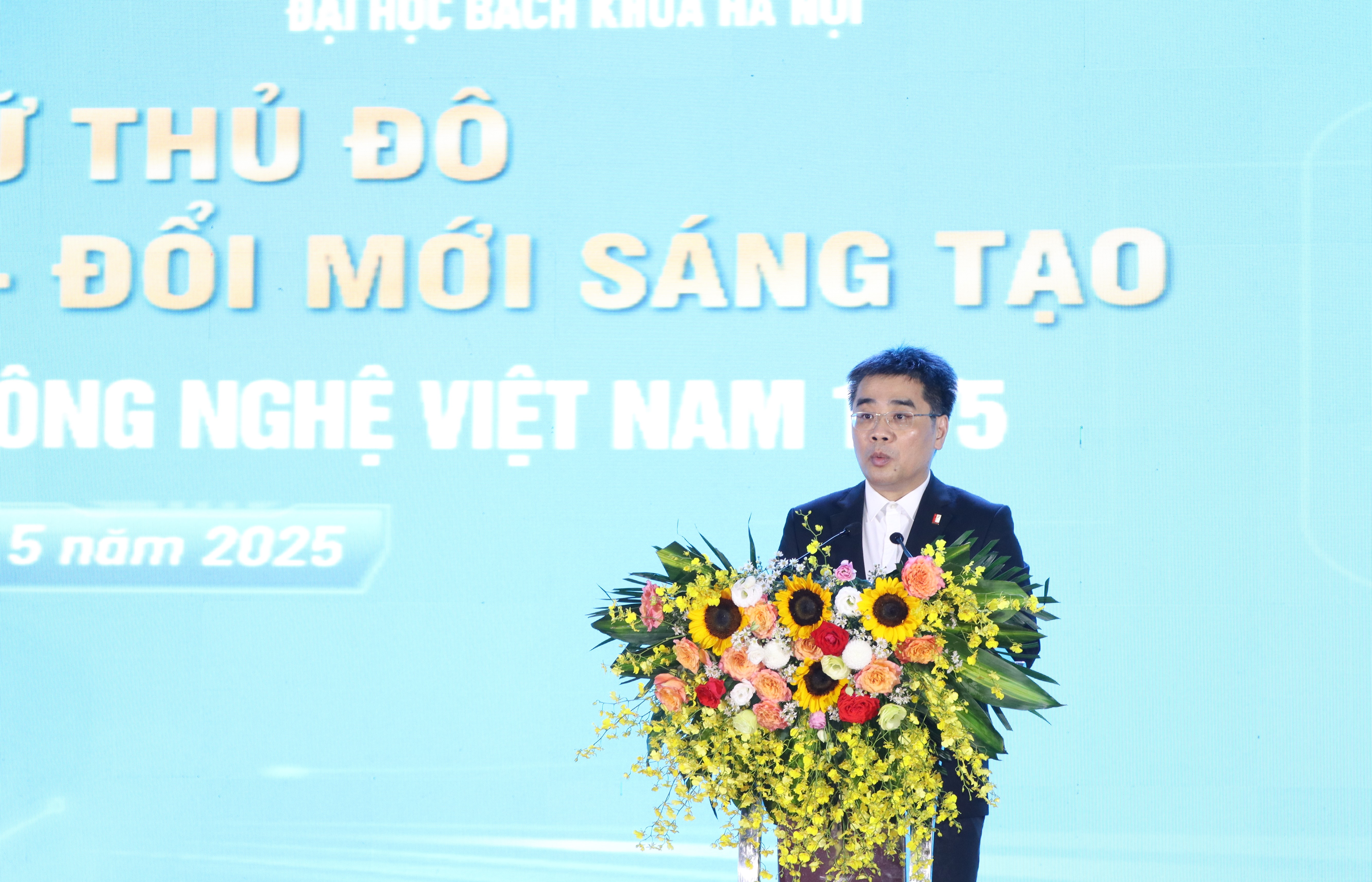 Khai mạc Ngày Phụ nữ Thủ đô ứng dụng công nghệ và đổi mới sáng tạo năm 2025 - ảnh 6