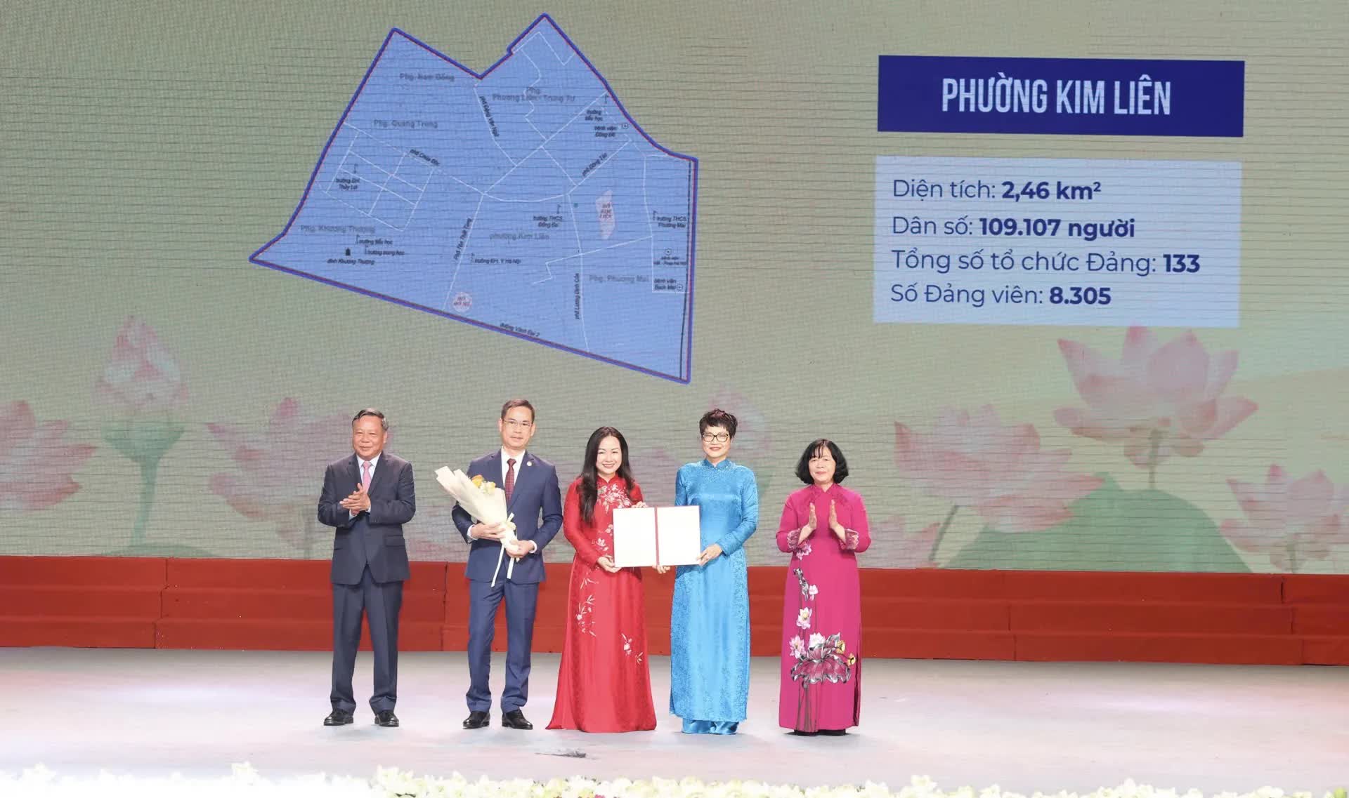 Danh sách Bí thư, Chủ tịch HĐND, UBND 126 xã, phường mới của Hà Nội - ảnh 1