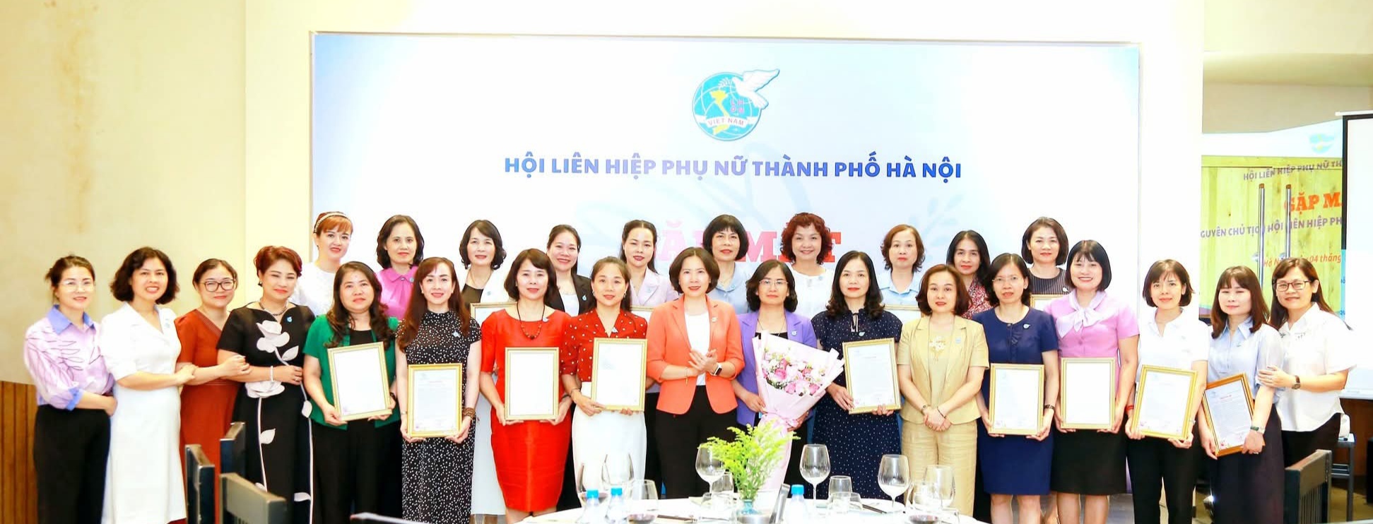 Hội LHPN Hà Nội: Tiếp tục “truyền lửa” cho thế hệ cán bộ Hội trong giai đoạn phát triển mới - ảnh 1