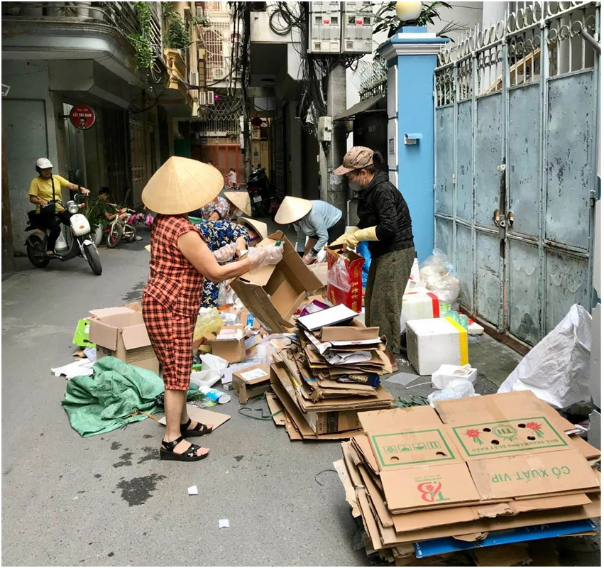 Hội LHPN phường Phương Liệt, TP Hà Nội: Chỉnh trang các tuyến đường ngõ phố xanh, sạch, đẹp - ảnh 3