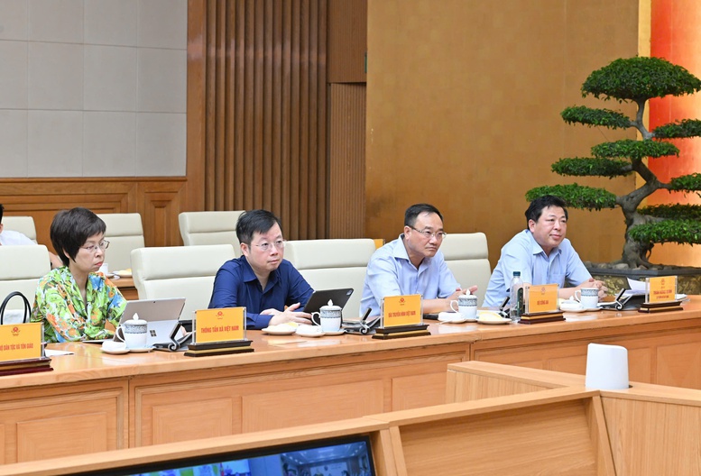 Thủ tướng: Hoàn thành xóa nhà tạm, nhà dột nát cho người có công trước ngày 27/7 - ảnh 4