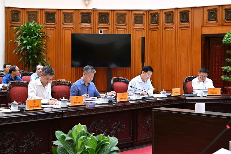 Thường trực Chính phủ cho ý kiến về 2 dự án luật và đề xuất chương trình lập pháp 2026 - ảnh 3