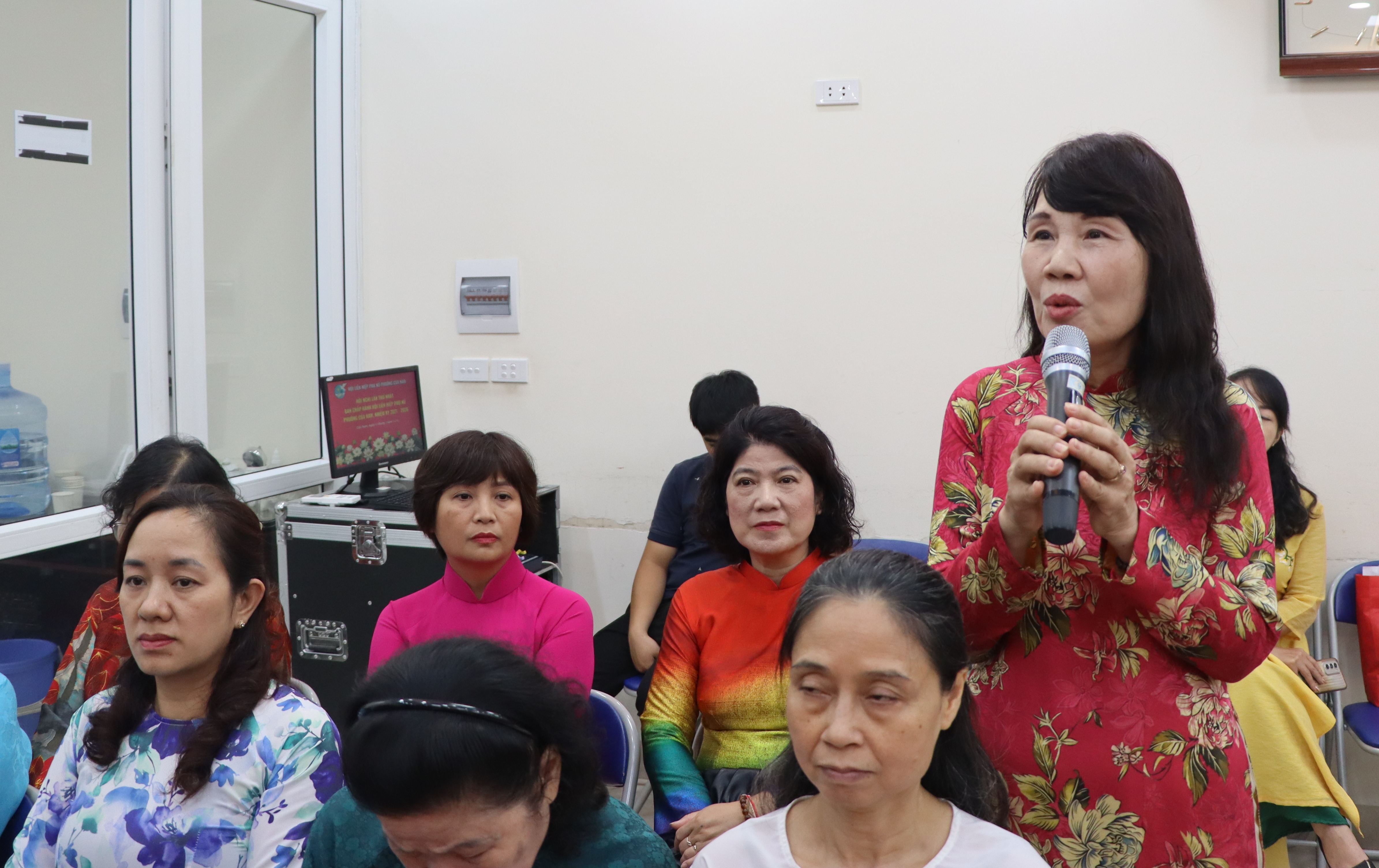 Phụ nữ phường Cửa Nam tích cực tham gia xây dựng Đảng và hệ thống chính trị - ảnh 5