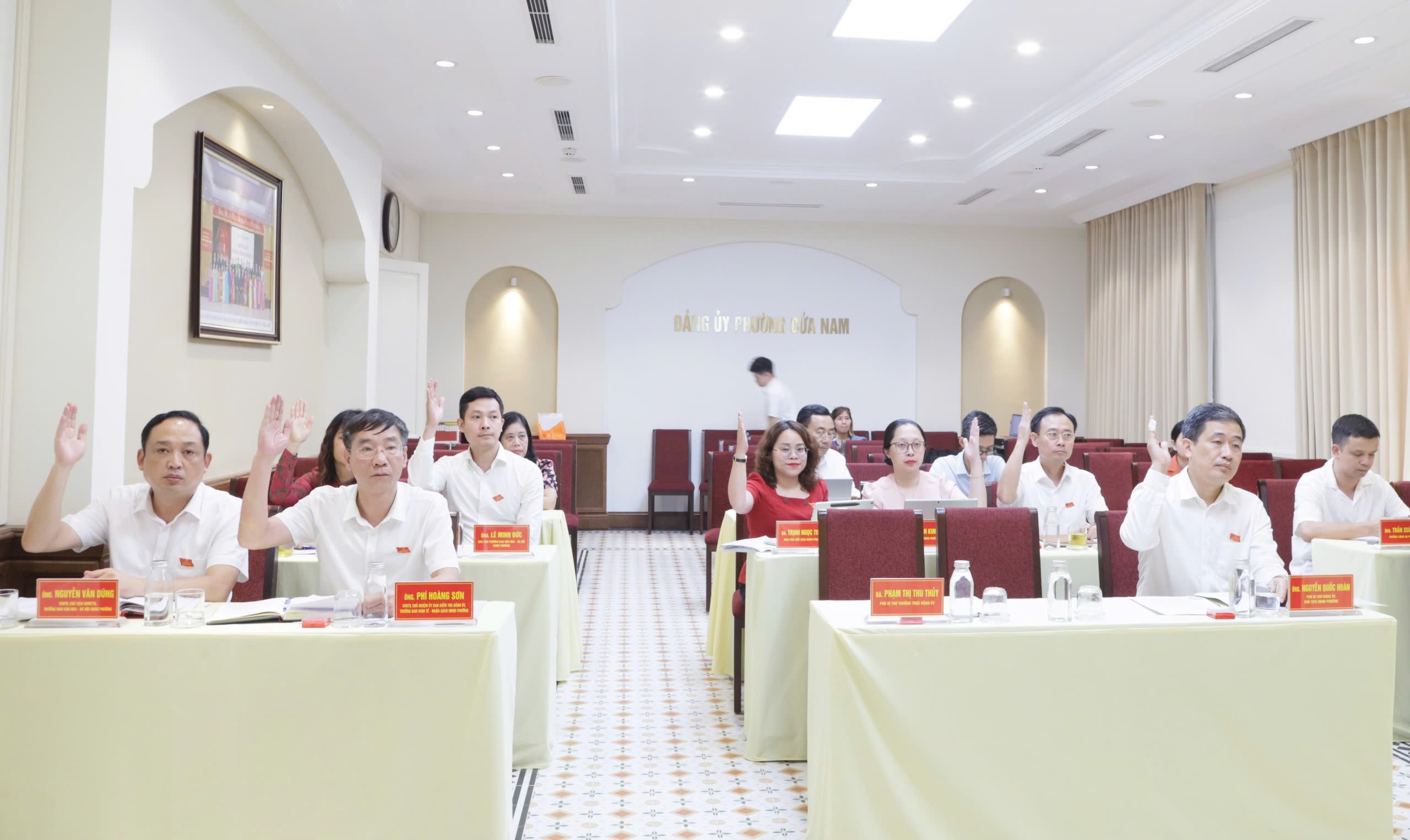 Chủ động rà soát, tháo gỡ những khó khăn, vướng mắc phát sinh trong thực hiện nhiệm vụ phát triển kinh tế - xã hội   - ảnh 2
