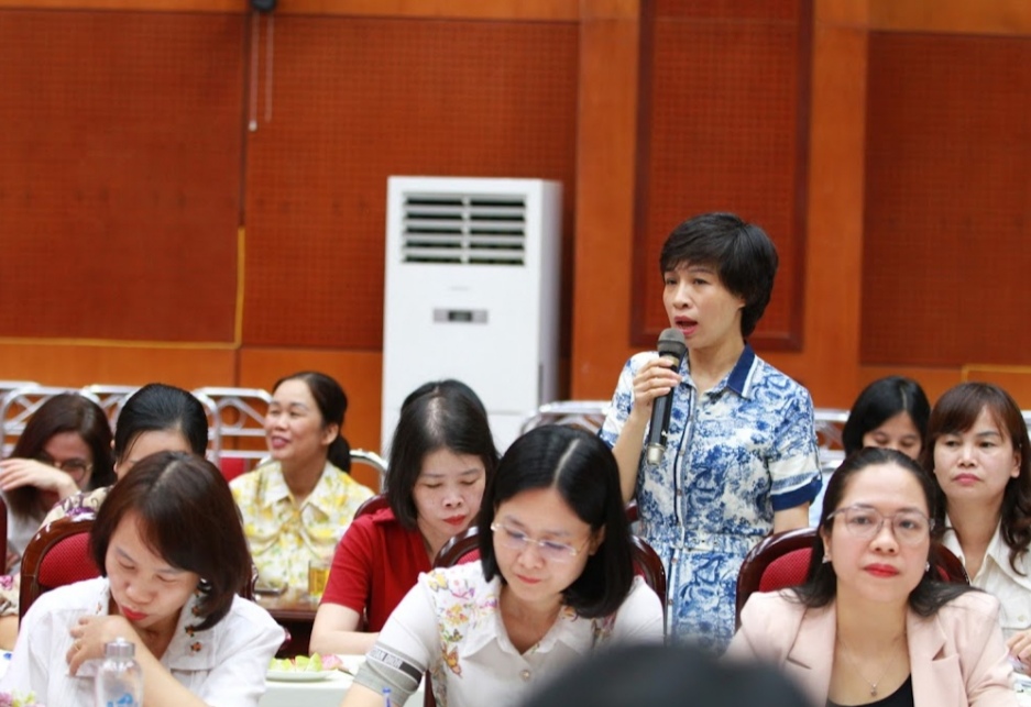Phụ nữ say mê với công tác Hội góp phần xây dựng Thủ đô phát triển trong tình hình mới - ảnh 12