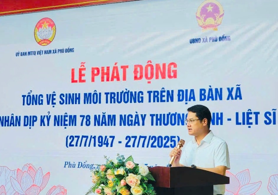 Xã Phù Đổng, TP Hà Nội: Phát động tổng vệ sinh môi trường trên địa bàn - ảnh 1