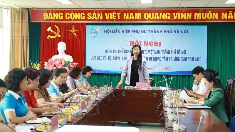 Hoạt động của Hội Phụ nữ Hà Nội có chiều sâu, khẳng định vai trò, vị thế của phụ nữ Thủ đô trong tình hình mới - ảnh 1