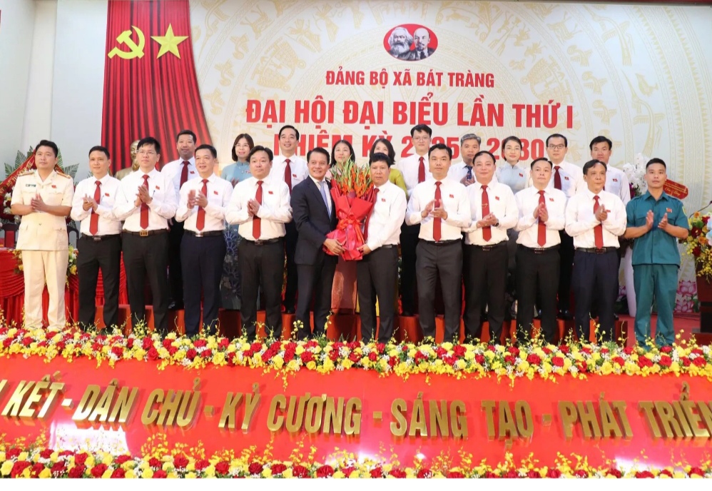 Xây dựng xã Bát Tràng phát triển toàn diện, bền vững góp phần phát triển Thủ đô - ảnh 1