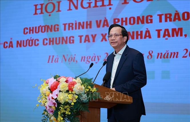 Thủ tướng chủ trì Hội nghị tổng kết Chương trình và Phong trào thi đua 'Cả nước chung tay xóa nhà tạm, nhà dột nát' - ảnh 4