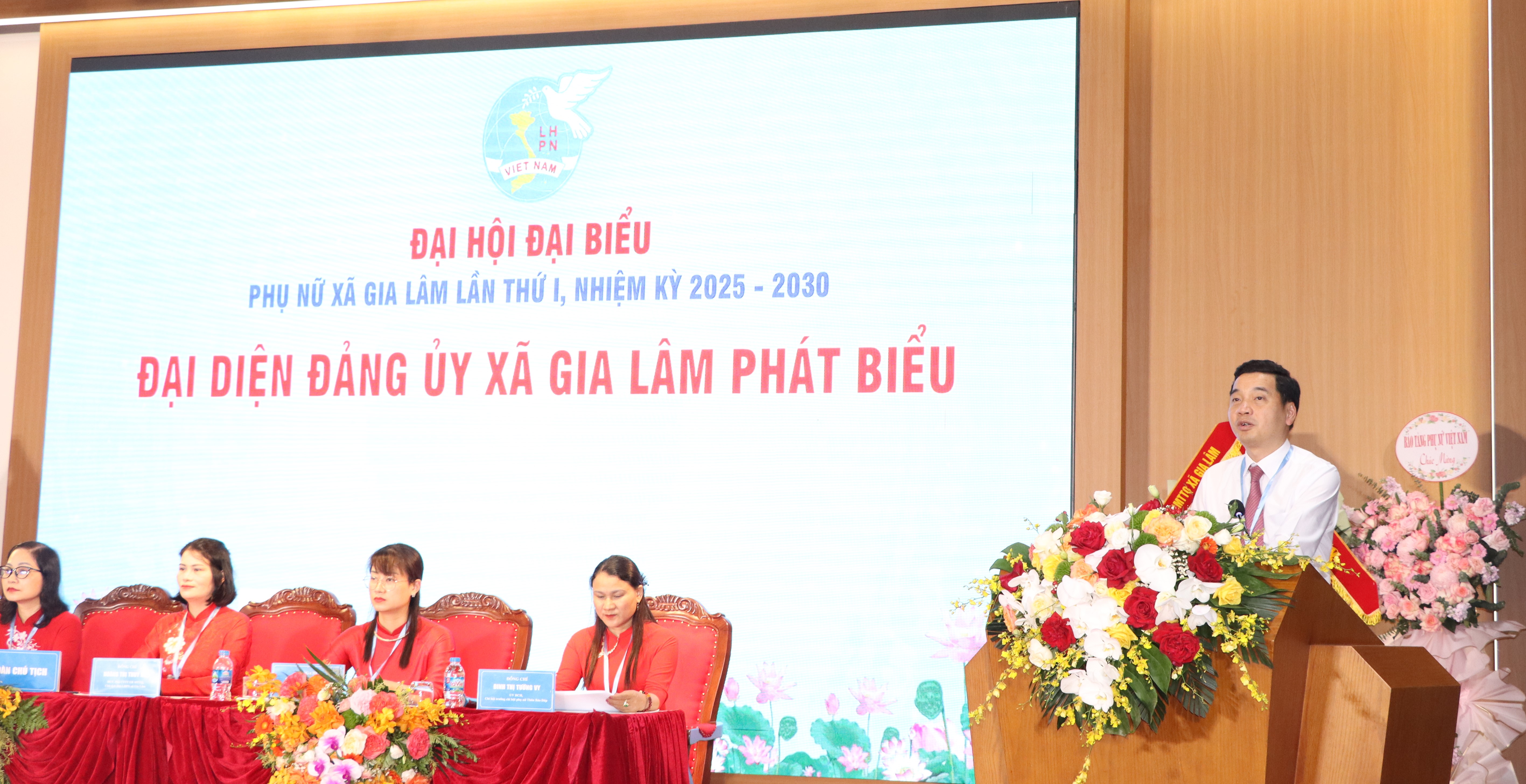Đồng chí Hoàng Thị Thúy Nga tiếp tục giữ chức Chủ tịch Hội LHPN xã Gia Lâm nhiệm kỳ 2025-2030 - ảnh 7