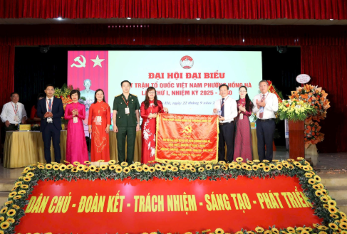 Thực hiện tốt phương châm “Lấy sức dân để phục vụ đời sống của dân” - ảnh 8
