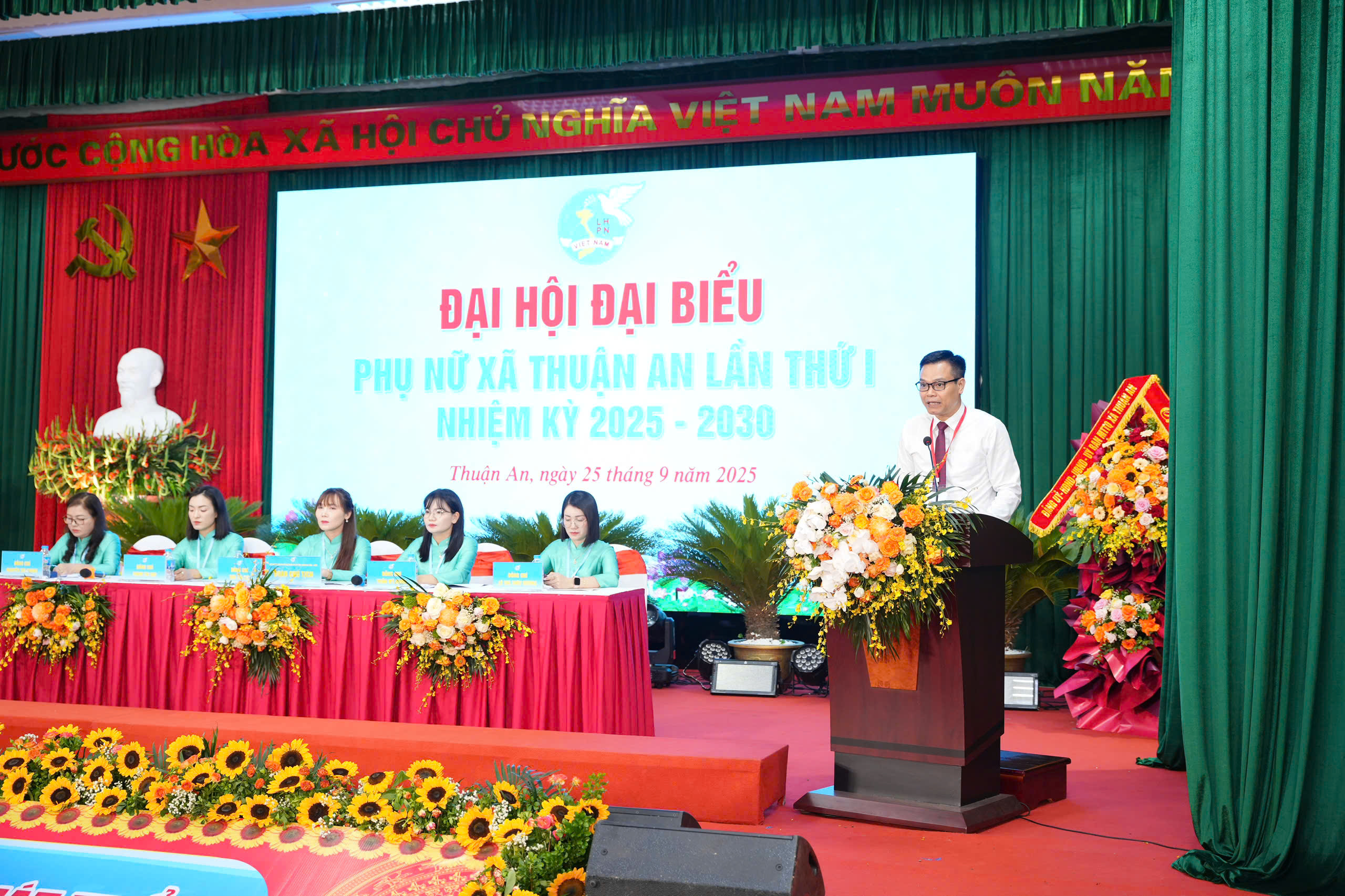 Phụ nữ xã Thuận An góp phần xây dựng xã ngày càng giàu đẹp, dân chủ, văn minh - ảnh 5