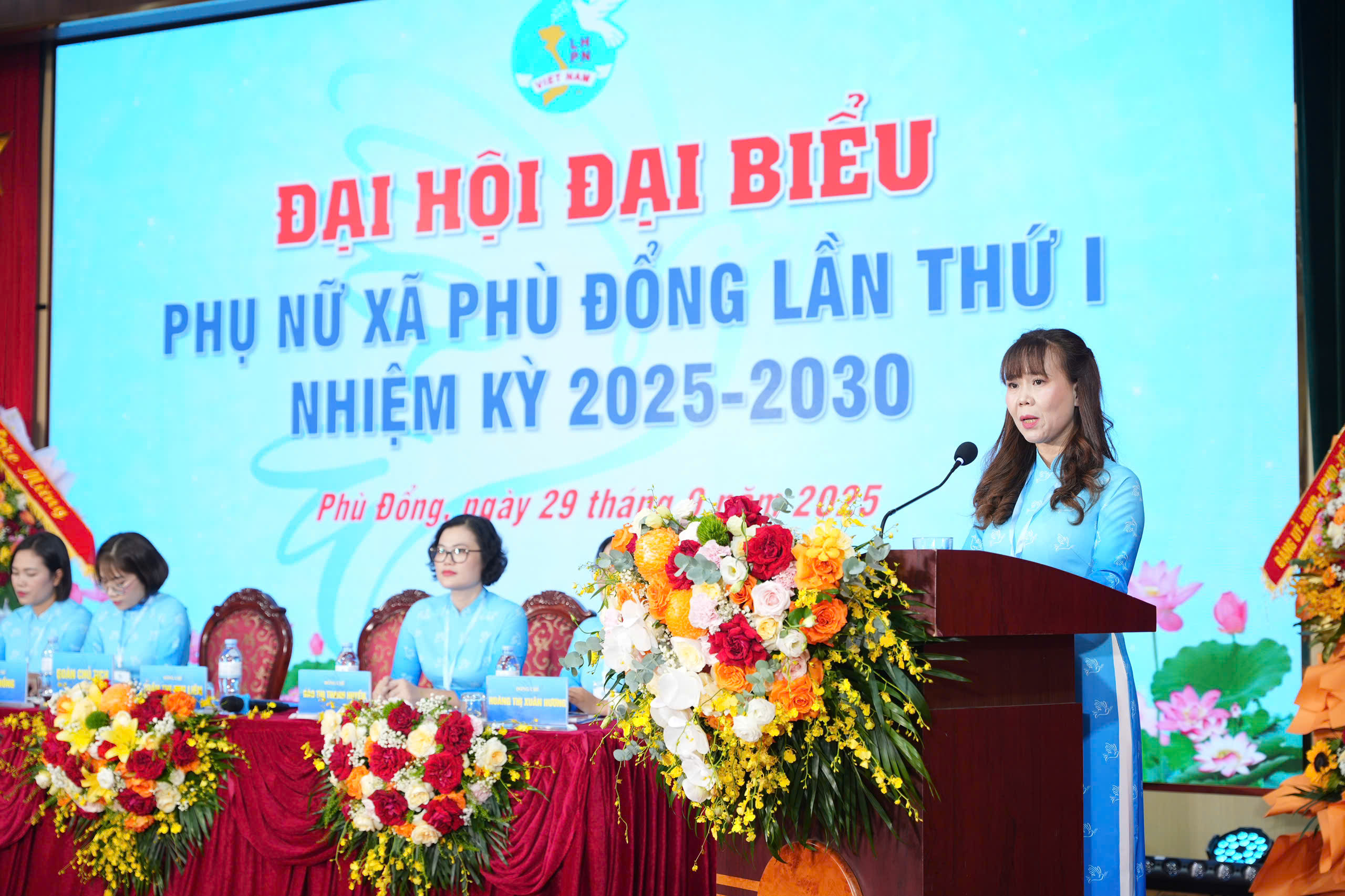 Phụ nữ xã Phù Đổng phát huy truyền thống, tích cực đổi mới sáng tạo - ảnh 4