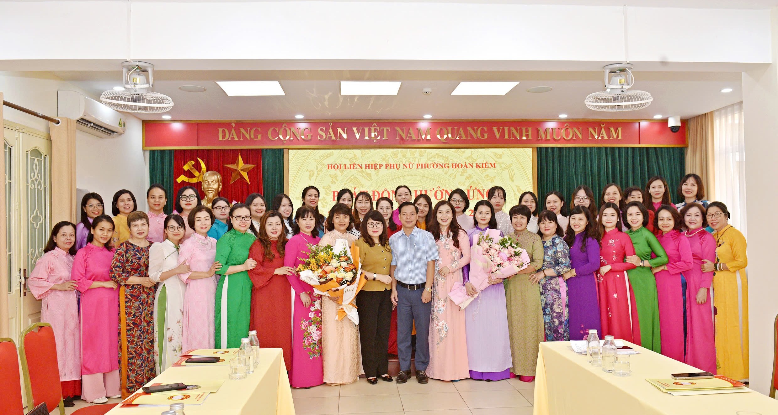 Hội LHPN phường Hoàn Kiếm: Ra mắt 2 Chi hội Phụ nữ các cơ quan Đảng và cơ quan UBND phường - ảnh 3