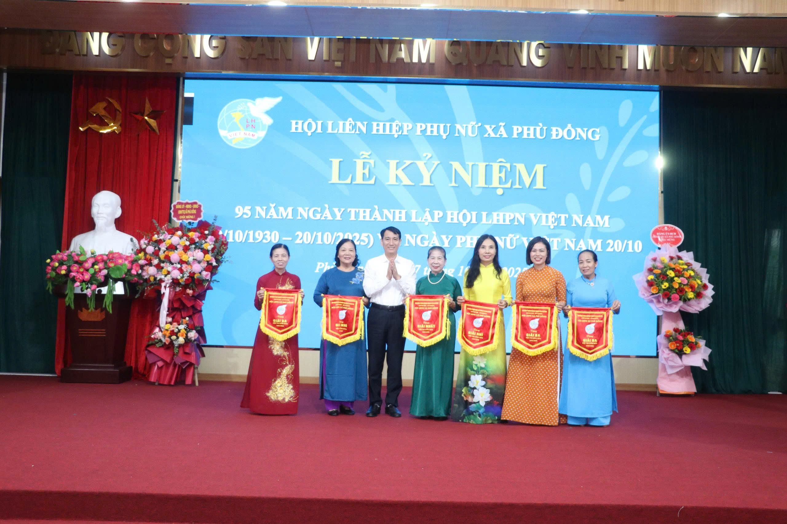 Hội Phụ nữ xã Phù Đổng xứng đáng là địa chỉ tin cậy của chị em phụ nữ - ảnh 16