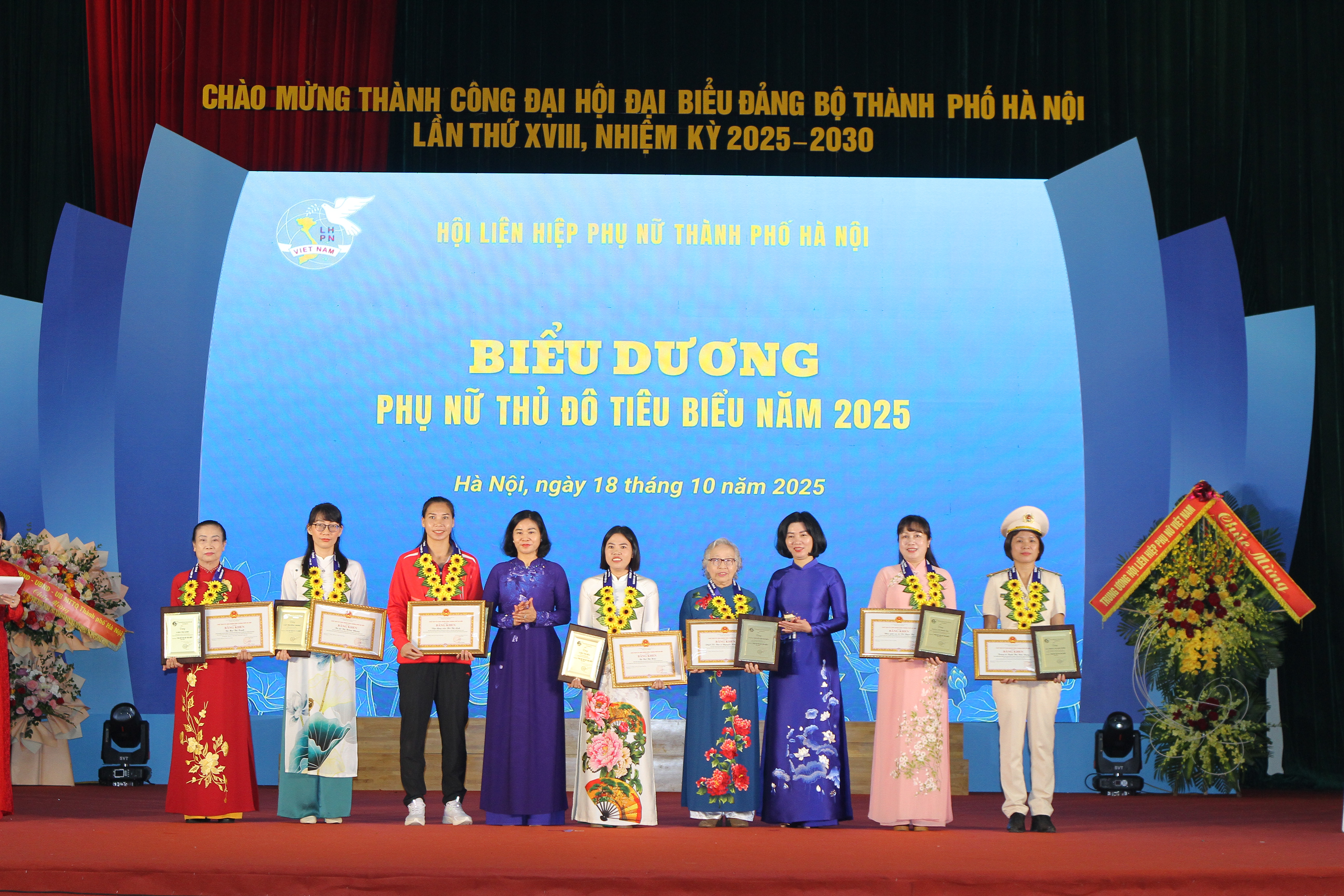 Vinh danh 8 Phụ nữ Thủ đô tiêu biểu năm 2025 - ảnh 1