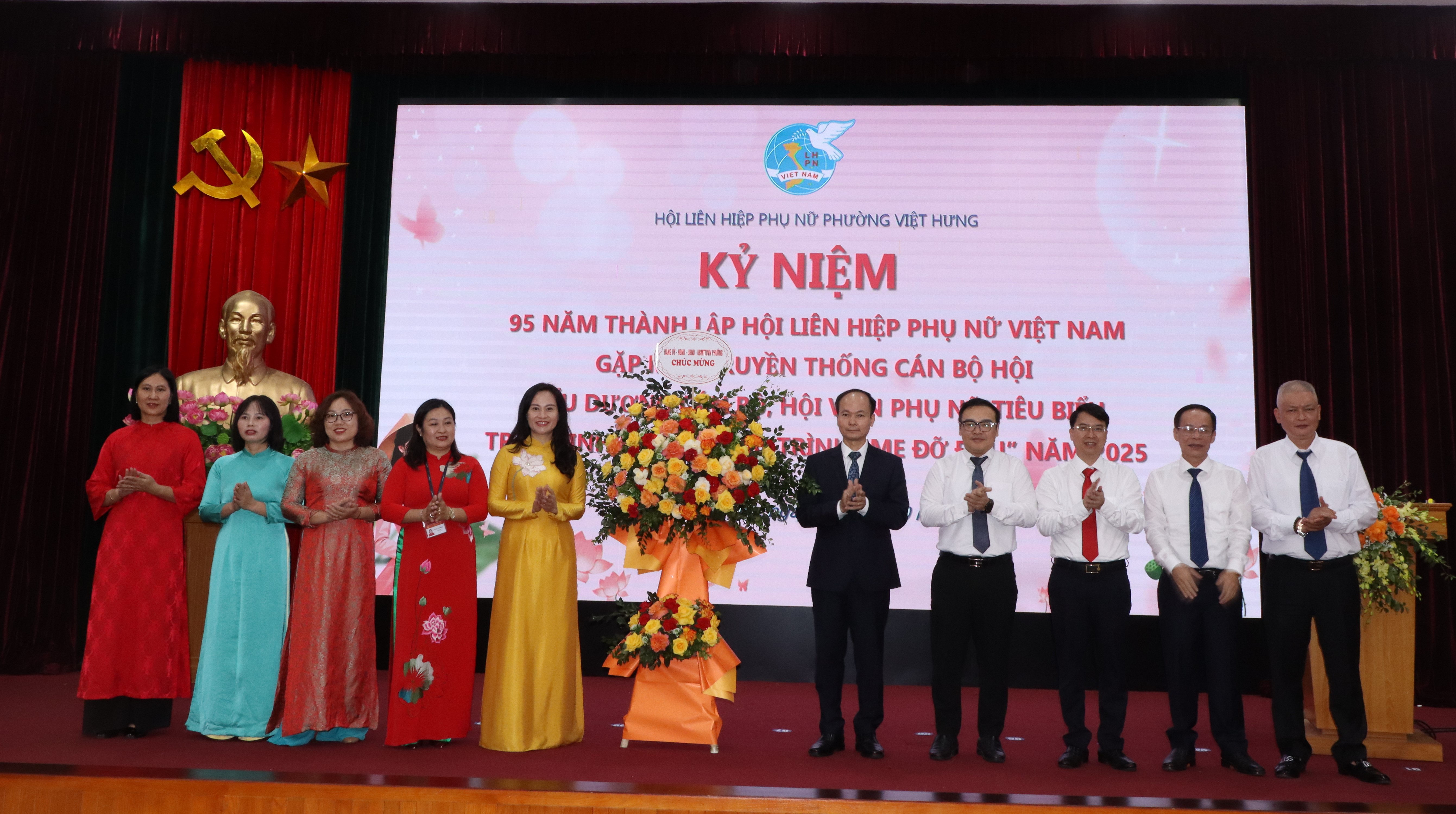 Hội LHPN phường Việt Hưng xây dựng tổ chức Hội vững mạnh toàn diện - ảnh 2