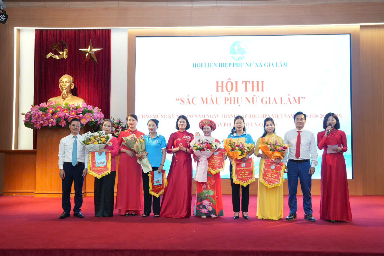 Hội thi “Sắc màu phụ nữ Gia Lâm” tôn vinh, biểu dương tài năng của chị em phụ nữ - ảnh 11