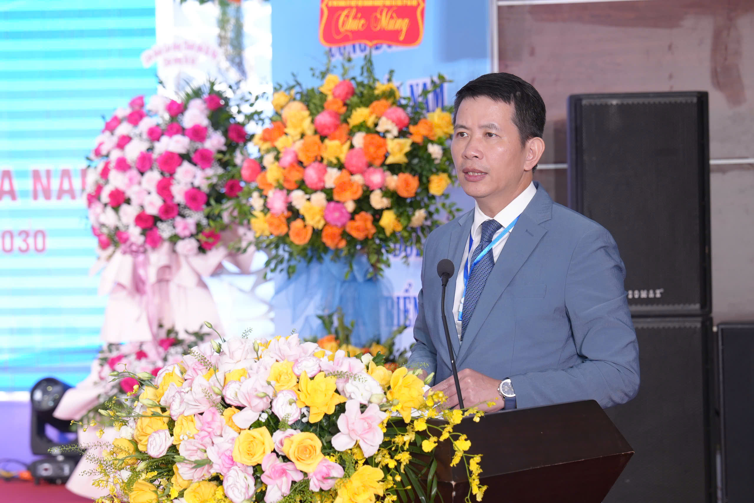 Công đoàn phường Cửa Nam là chỗ dựa tin cậy của người lao động - ảnh 8