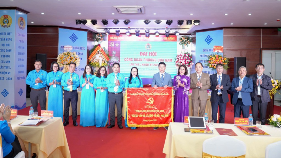 Công đoàn phường Cửa Nam là chỗ dựa tin cậy của người lao động - ảnh 1