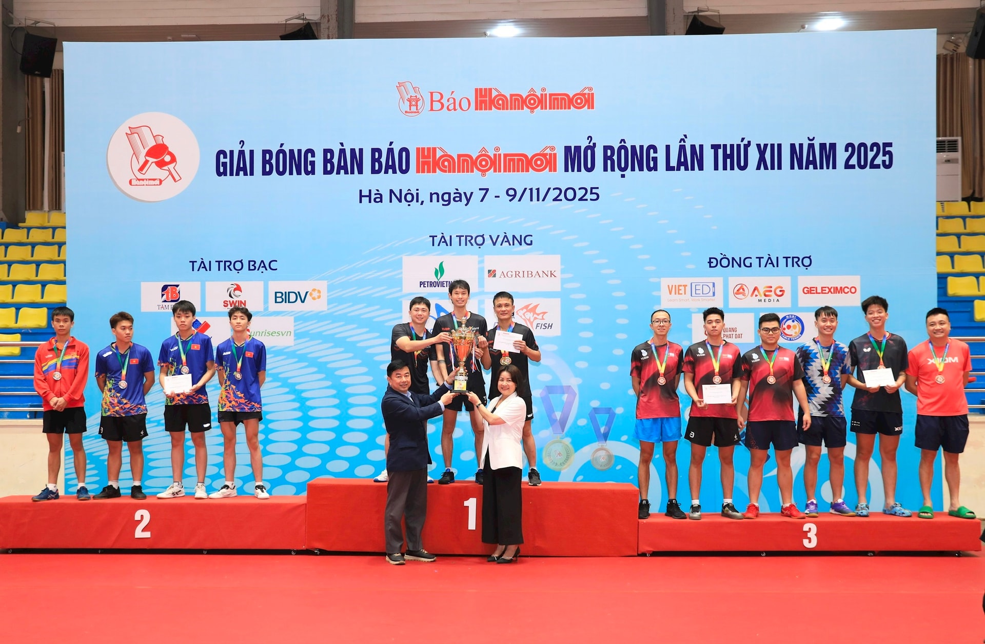 Trao giải Bóng bàn Báo Hànộimới mở rộng năm 2025 - ảnh 1