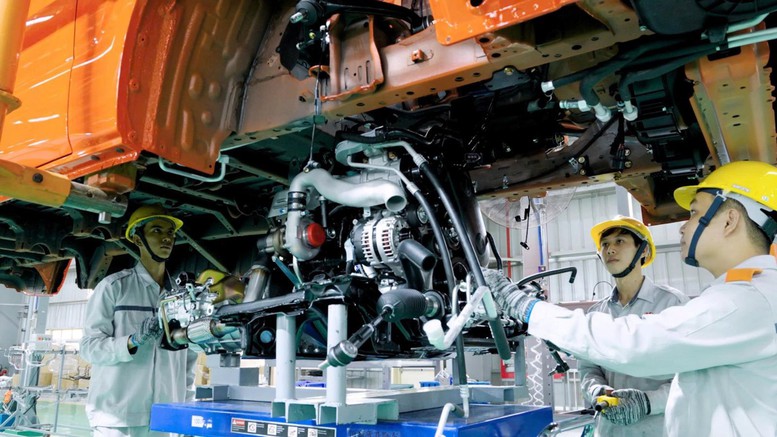 Góp ý dự thảo Báo cáo Chính trị Đại hội XIV của Đảng - Phát triển công nghiệp Việt Nam: Cần chiến lược nghiêm túc để bứt phá - ảnh 2