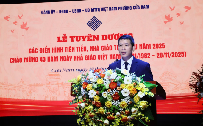 Tuyên dương các điển hình tiên tiến, nhà giáo tiêu biểu năm 2025 - ảnh 2