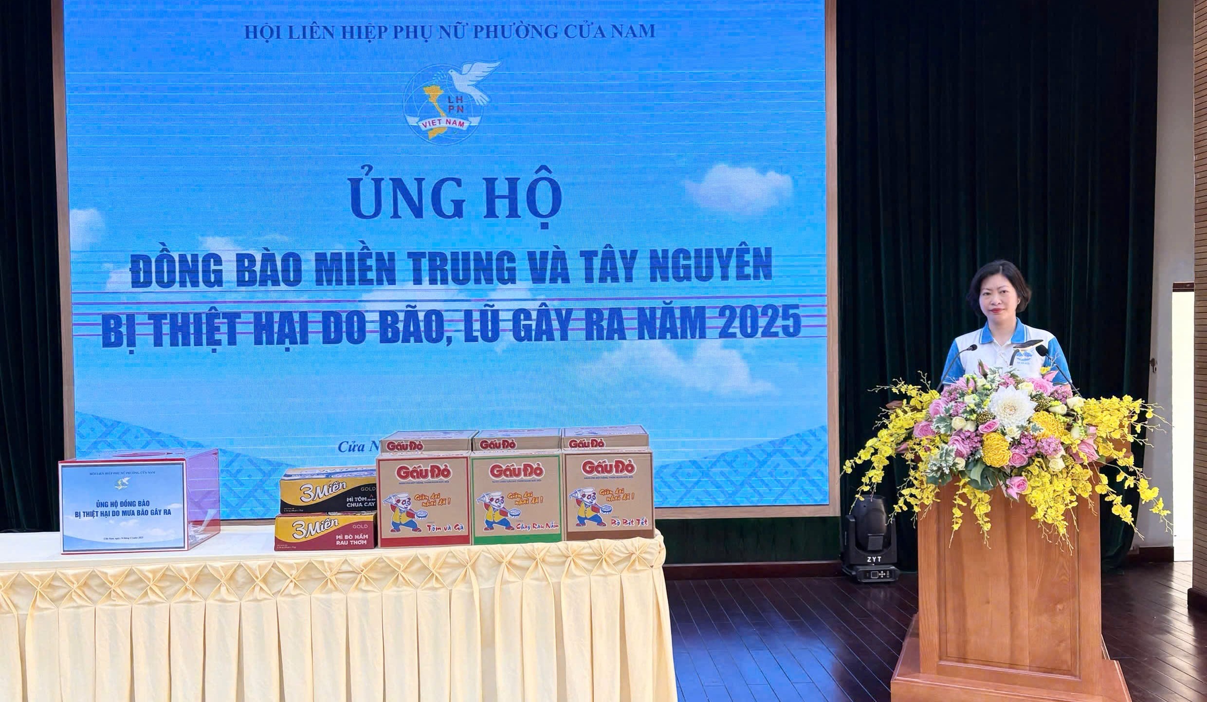 Hội LHPN phường Cửa Nam phát động ủng hộ đồng bào miền Trung - Tây Nguyên sau mưa lũ - ảnh 1