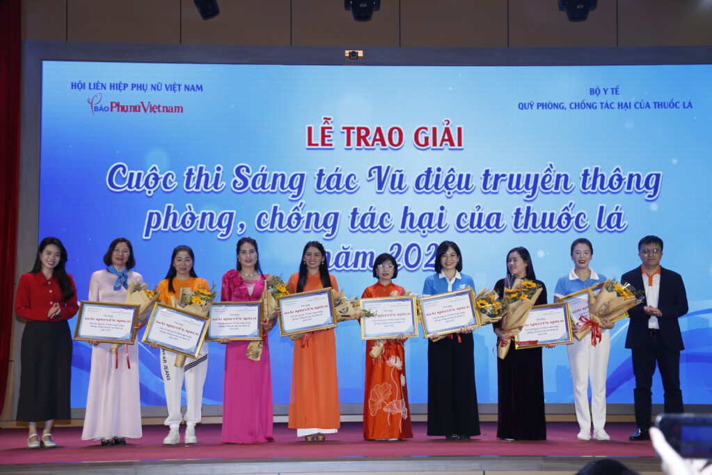 Hà Nội đoạt 1 giải Ba và 4 giải Khuyến khích cuộc thi Sáng tác Vũ điệu truyền thông phòng, chống tác hại của thuốc lá năm 2025 - ảnh 8