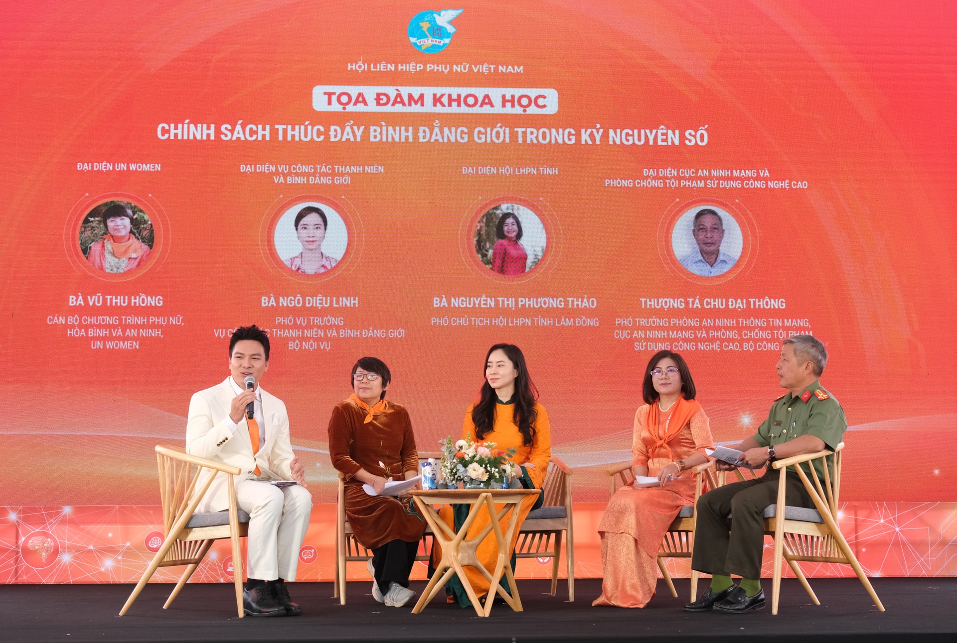 Thúc đẩy bình đẳng giới và đảm bảo an toàn cho phụ nữ và trẻ em gái trong kỷ nguyên số - ảnh 4