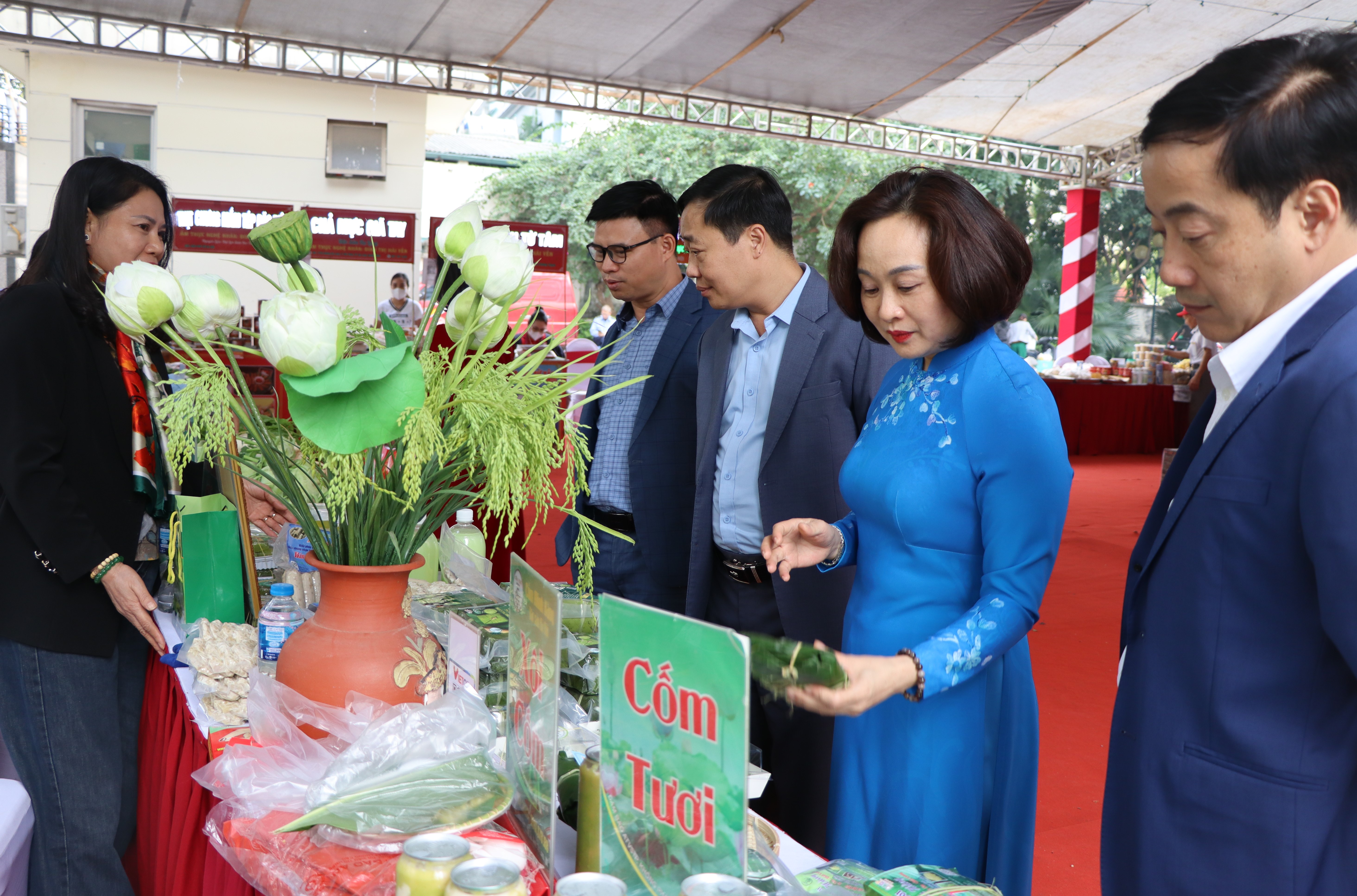 Phụ nữ Thủ đô tích cực xây dựng nông thôn mới, đô thị văn minh - ảnh 4