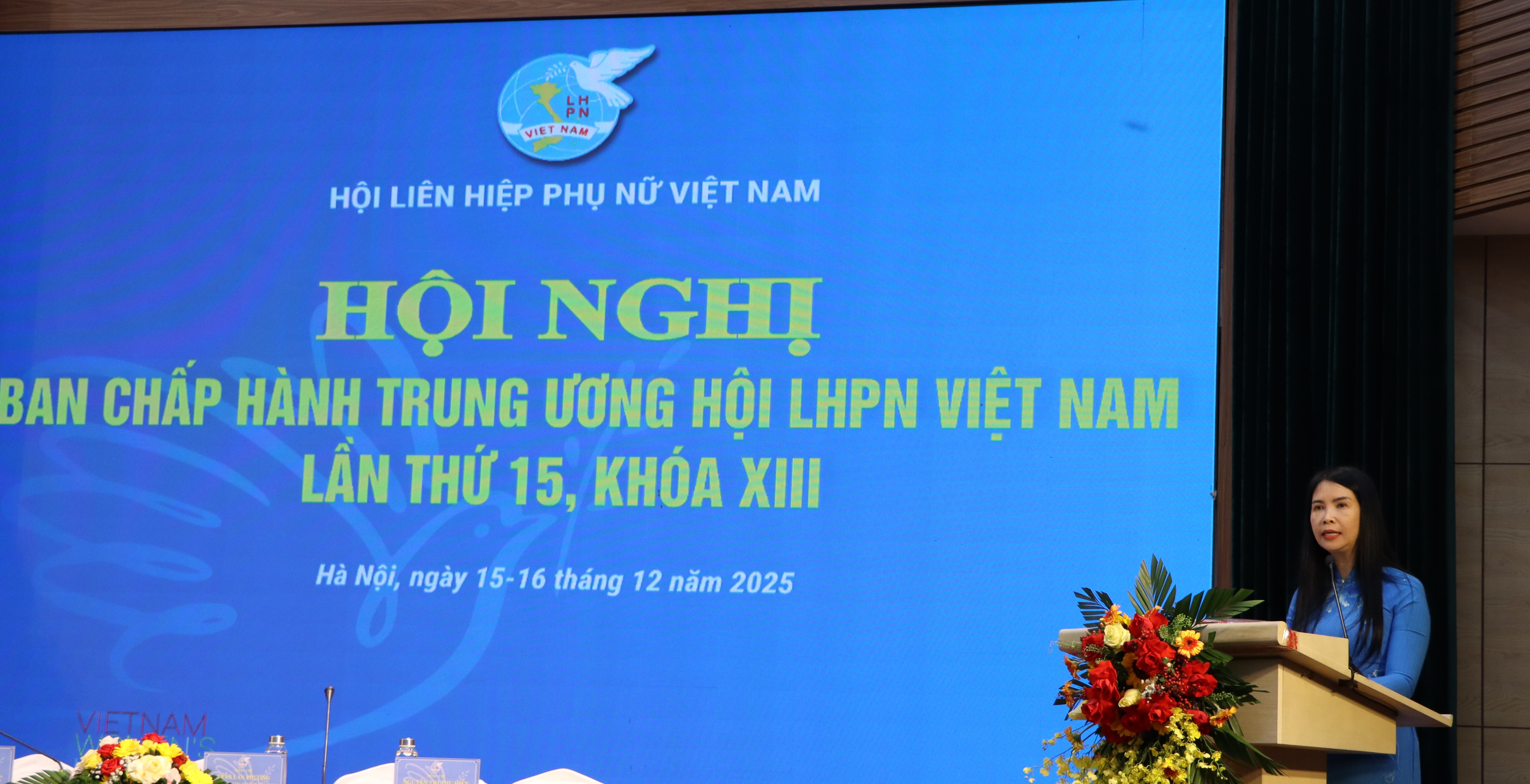 Khai mạc Hội nghị lần thứ 15 Ban Chấp hành TƯ Hội LHPN Việt Nam, khóa XIII - ảnh 2