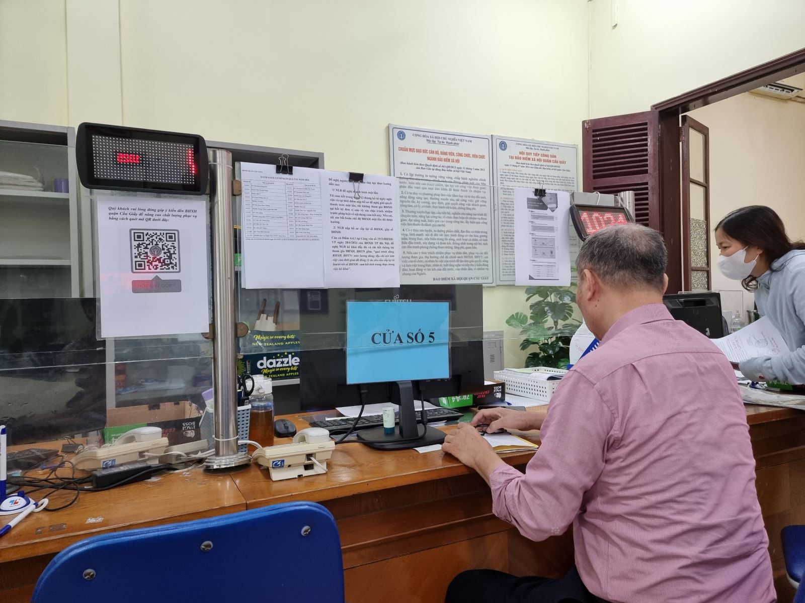 Tiền lương hưu và các khoản trợ cấp BHXH có được miễn thuế thu nhập cá nhân? - ảnh 1