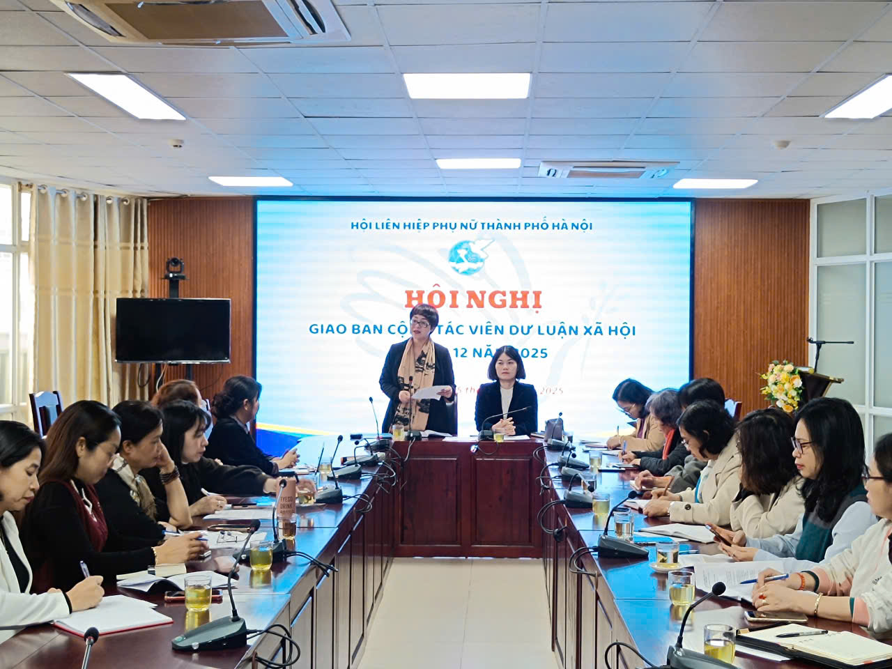 Hội LHPN Hà Nội tổ chức hội nghị giao ban cộng tác viên dư luận xã hội tháng 12 - ảnh 1