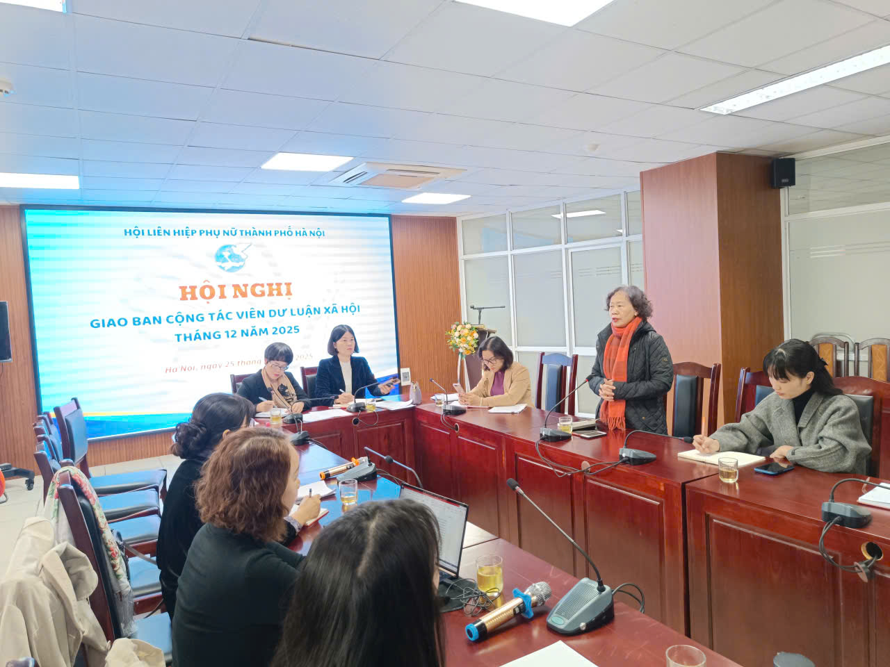 Hội LHPN Hà Nội tổ chức hội nghị giao ban cộng tác viên dư luận xã hội tháng 12 - ảnh 2
