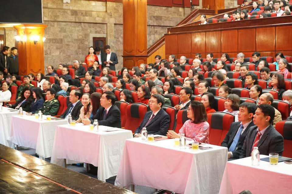 Phường Cửa Nam tổ chức sinh hoạt chính trị “Tự hào 96 năm Đảng Cộng sản Việt Nam” - ảnh 2