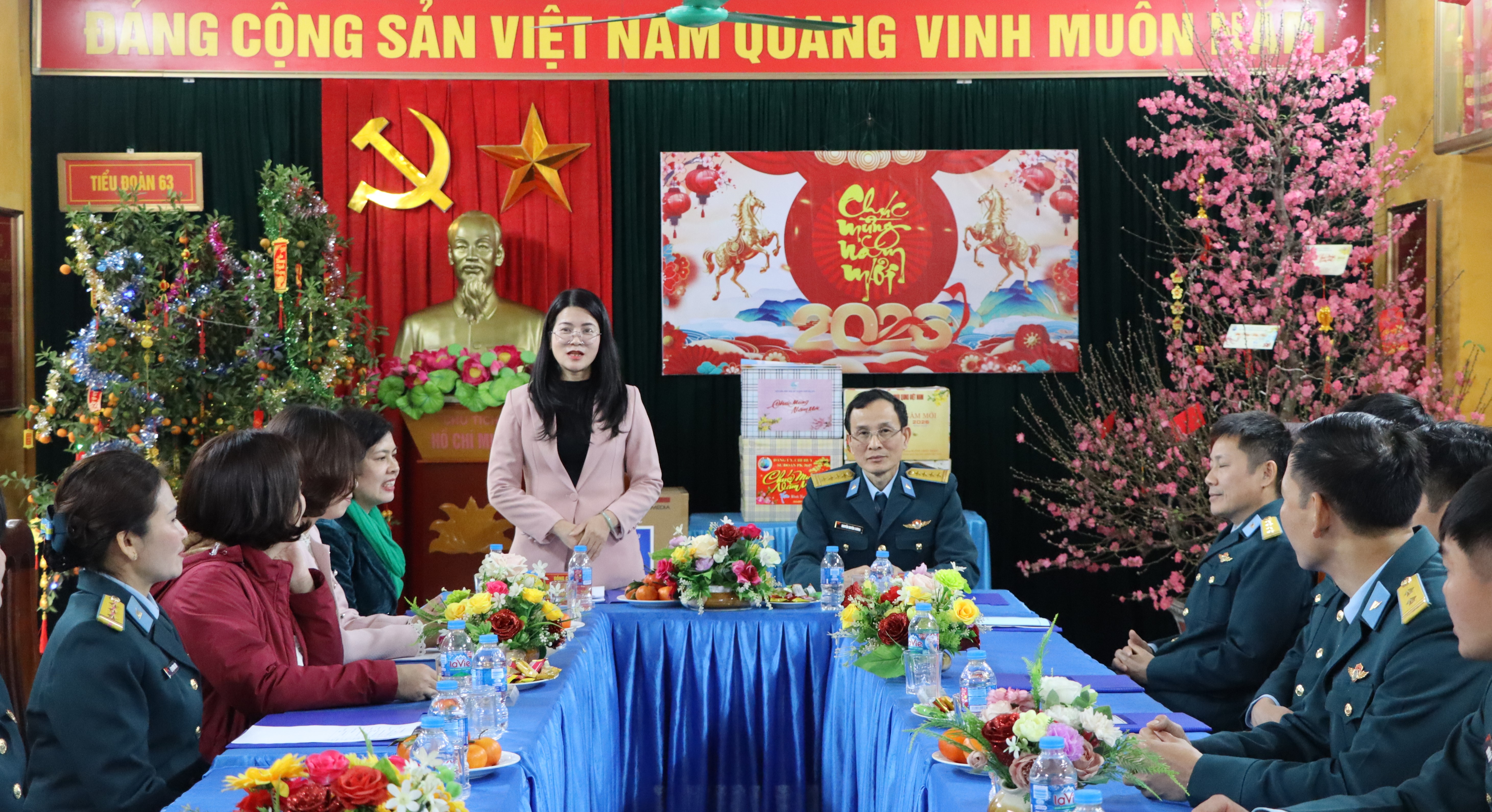 Hội LHPN Hà Nội thăm, chúc Tết Sư đoàn Phòng không 361 và các đơn vị trực thuộc - ảnh 6