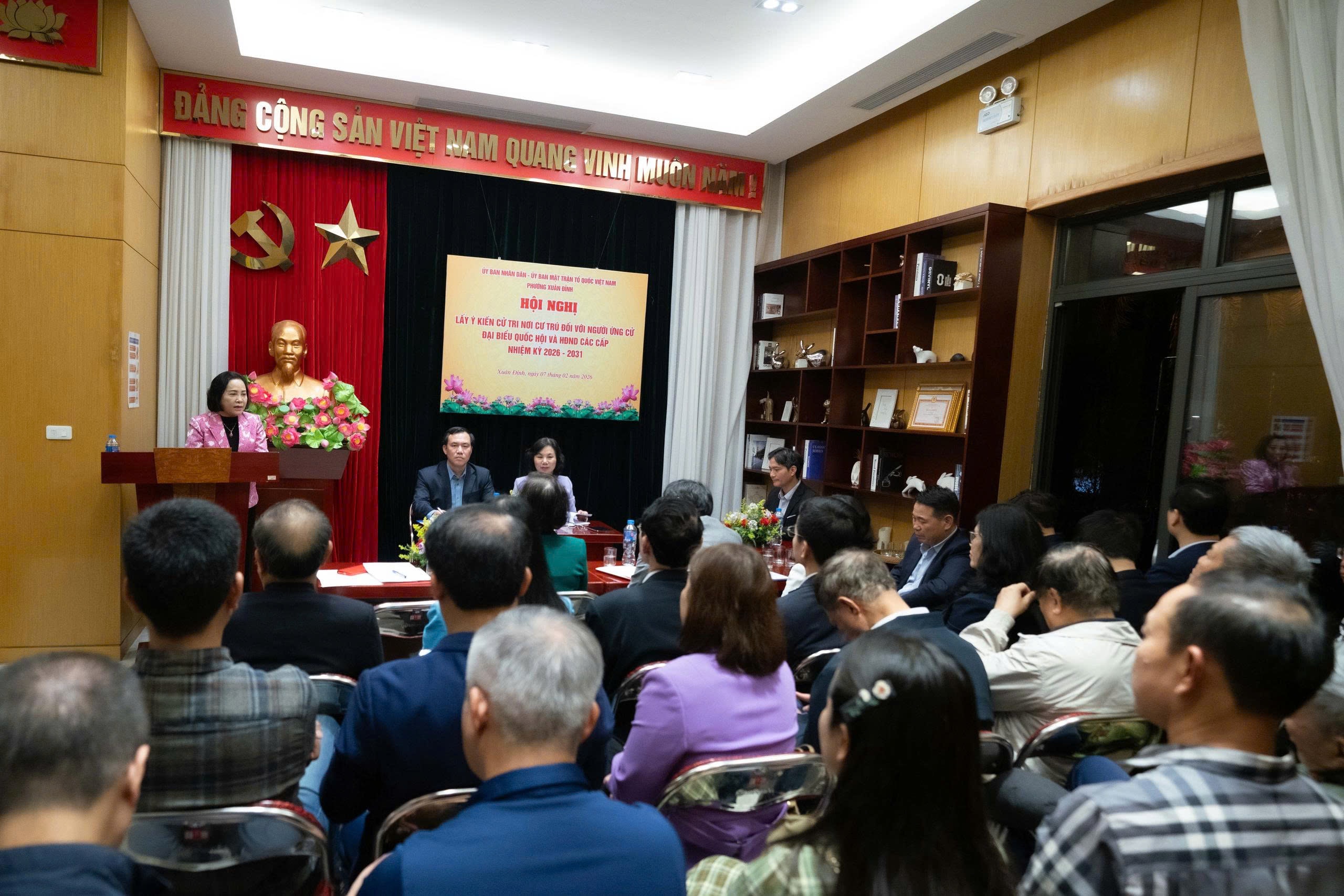 Cử tri nơi cư trú nhất trí giới thiệu bà Nguyễn Thị Thanh, bà Trần Lan Phương ứng cử đại biểu Quốc hội khóa XVI - ảnh 1