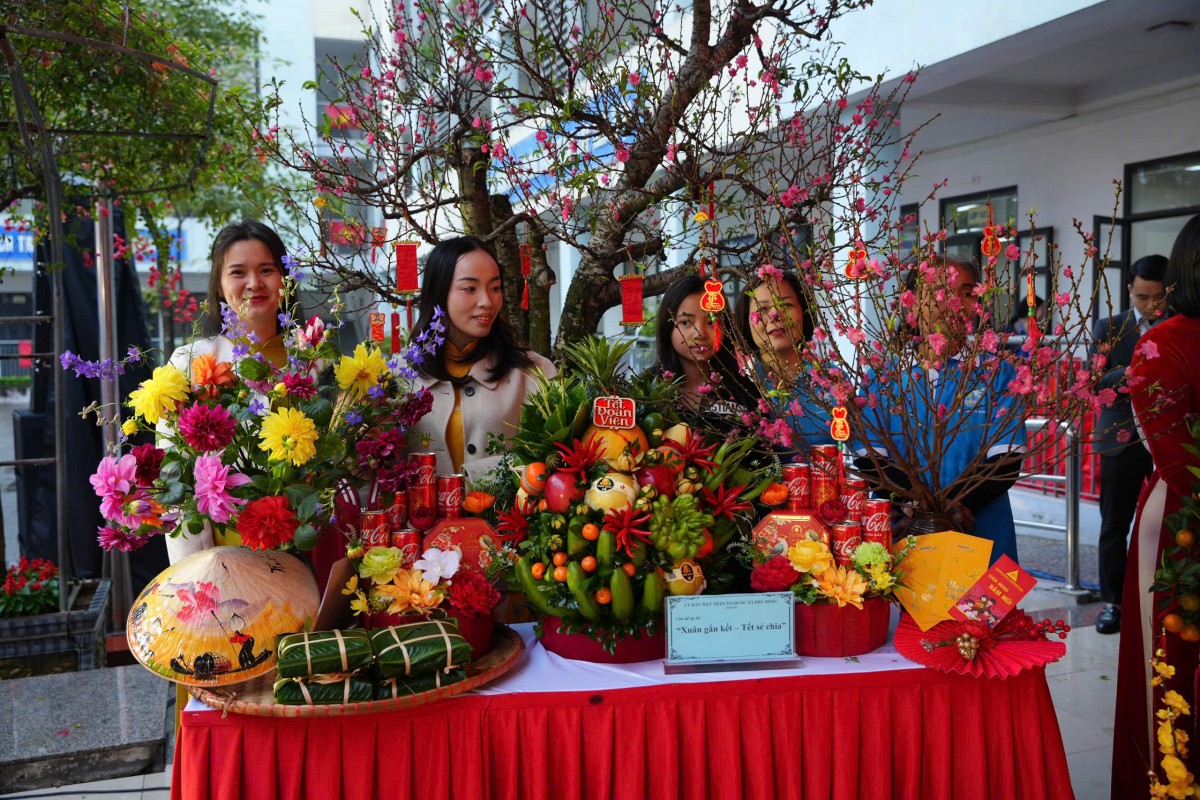 Xã Phù Đổng ấm áp chương trình “Xuân nhân ái - Tết sum vầy” năm 2026 - ảnh 7