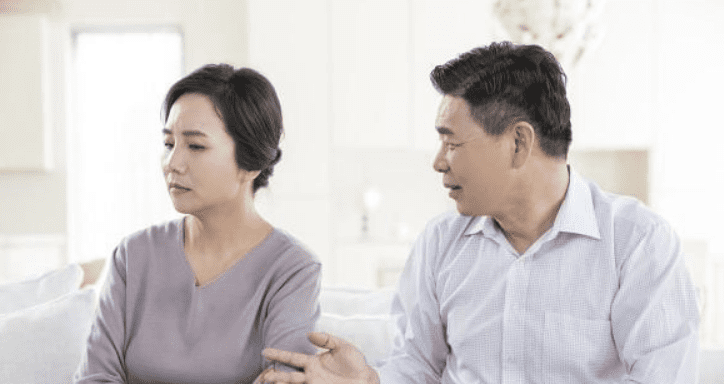 Vợ chồng lủng củng vì hội chứng tuổi trung niên - ảnh 1