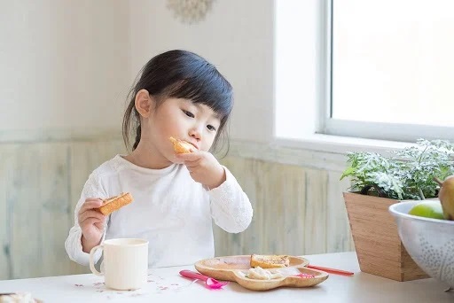 Dạy con tránh xa thực phẩm không an toàn - ảnh 1