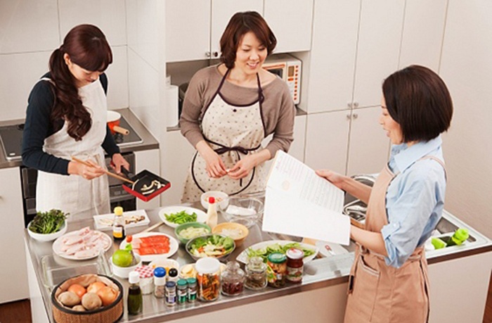 Không nên lấy kinh tế làm thước đo vai trò trụ cột - ảnh 1
