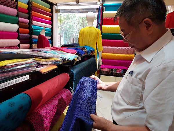 Làng nghề loay hoay phát triển thương mại điện tử - ảnh 1