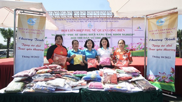 Sôi nổi các hoạt động tôn vinh ngày Phụ nữ Việt Nam - ảnh 1
