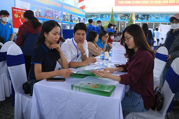 Nhiều cơ hội “việc tốt, lương cao” tại nước ngoài - ảnh 1
