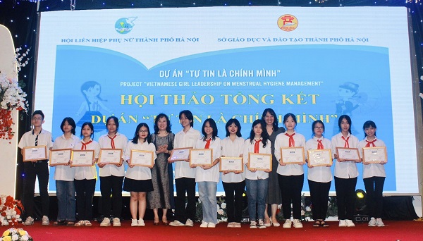 Vị thành niên “tự tin là chính mình“ - ảnh 1