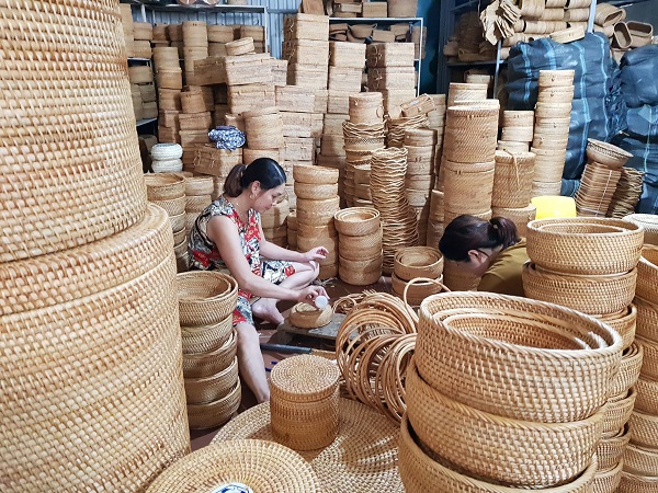 Nguy cơ “tụt hậu” vì thiết kế mẫu mã - ảnh 1