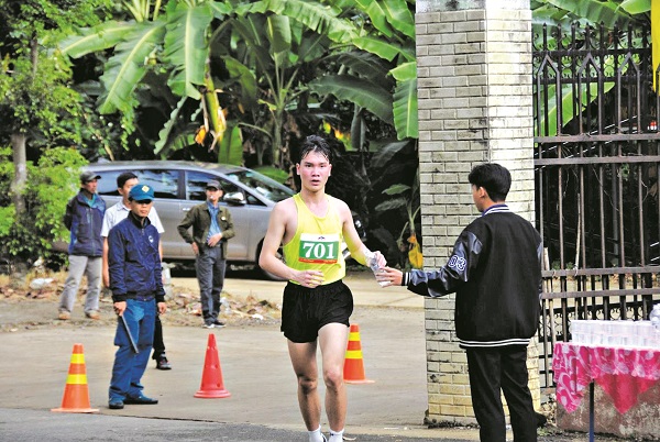 Hấp dẫn không khí thi đấu ngày đầu năm - ảnh 4