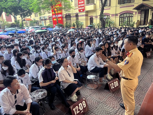 Phòng chống bạo lực học đường, vi phạm pháp luật trong học sinh, sinh viên - ảnh 1